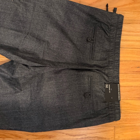 NWT Banana Republic elastic waist trousers - Picture 4 of 5